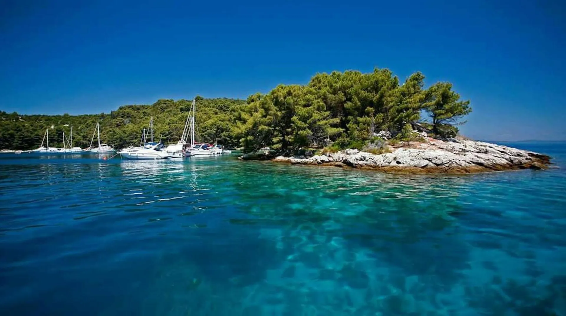 3 Or 5 Days Sailing Cruise In Croatia Vila Split 0*,  Croácia